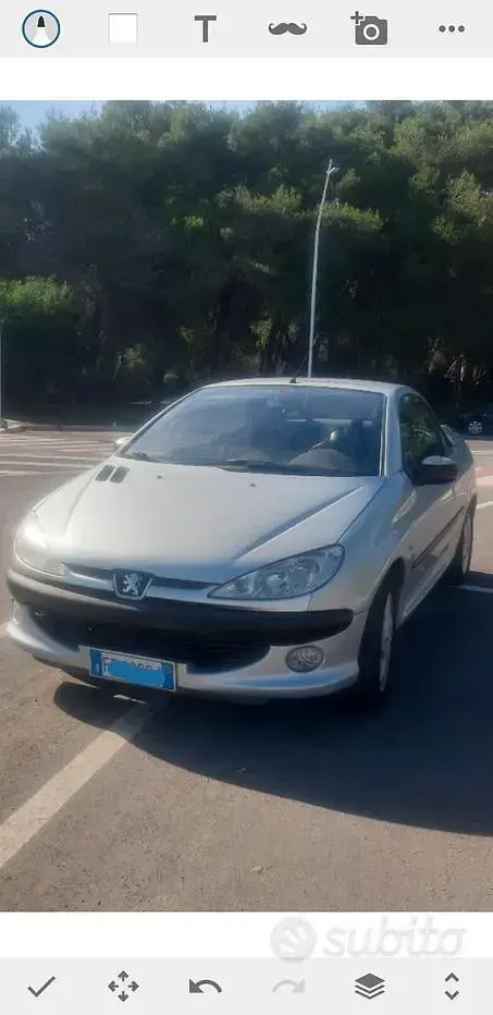 Usata Peugeot 206 CC 109 CV (80 kW) 2002 Grigio Cabrio