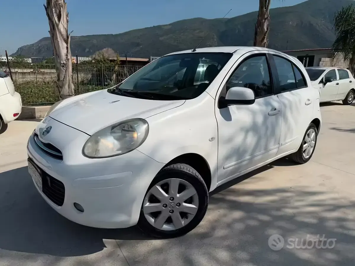 Usata Nissan Micra 80 CV (58 kW) 2012 Bianco Utilitaria