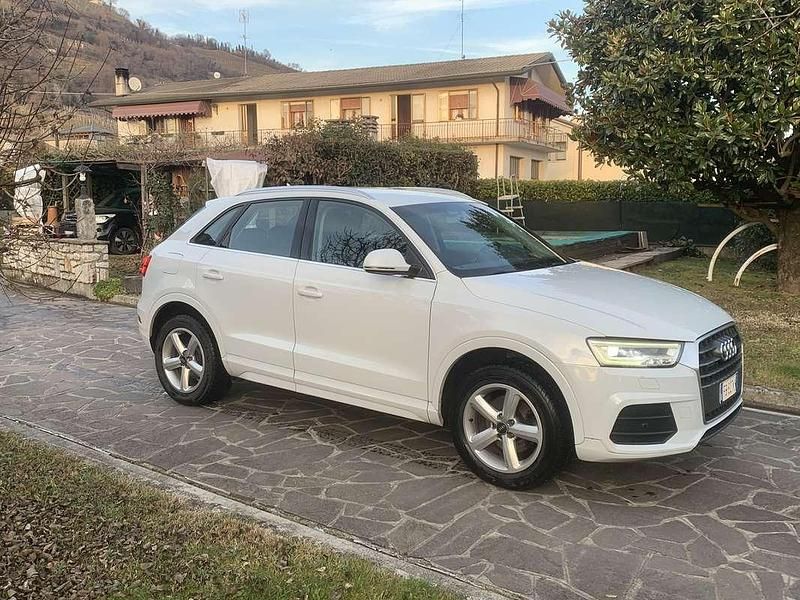 Usata Audi Q3 Business 150 CV (110 kW) 2015 Bianco SUV