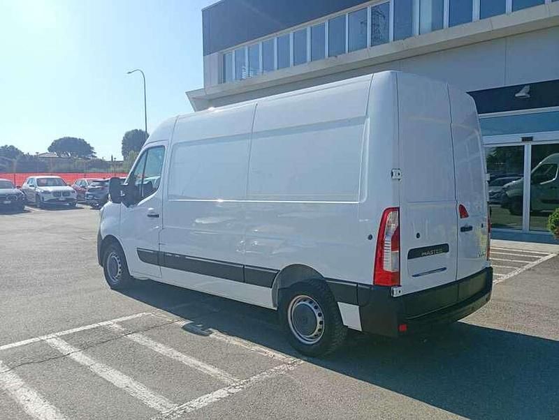 Usata Renault Master 135 CV (99 kW) 2021 Other Monovolume