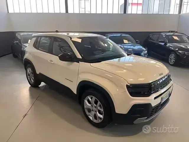 Usata Jeep Avenger Altitude 101 CV (74 kW) 2023 Bianco SUV