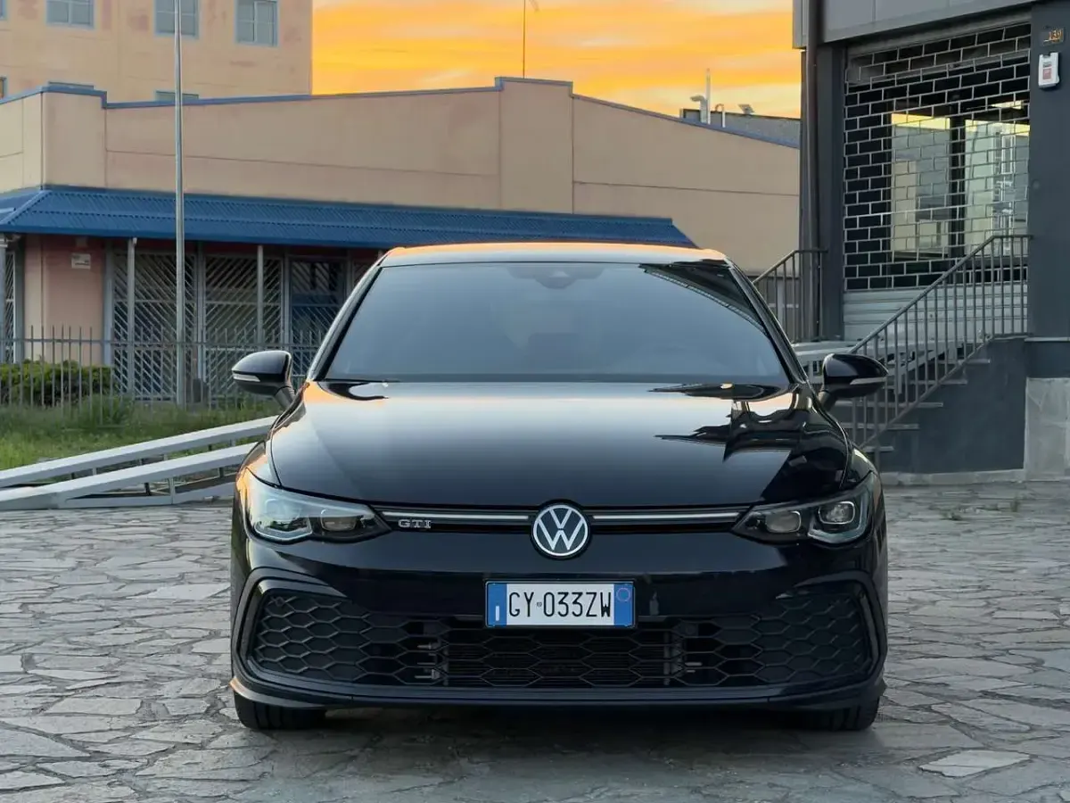 Usata VW Golf VIII GTI 245 CV (180 kW) 2022 Nero Berlina