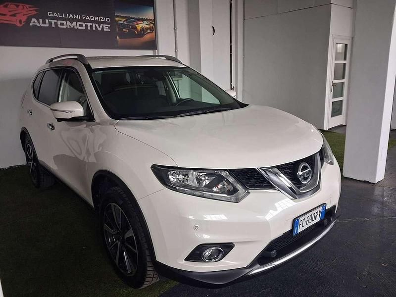 Usata Nissan X-Trail Acenta Premium 131 CV (96 kW) 2016 Bianco SUV