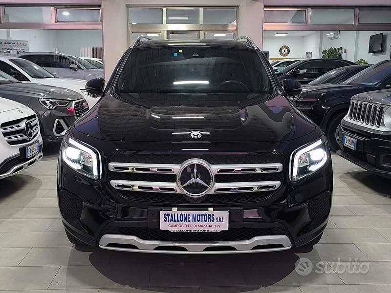Usata Mercedes GLB180 Executive 116 CV (85 kW) 2021 Grigio SUV
