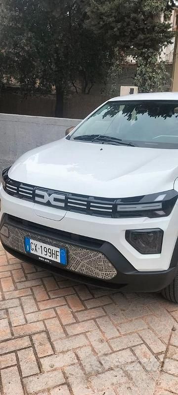 Usata Dacia Spring 30 kW (41 CV) 2025 Bianco Utilitaria