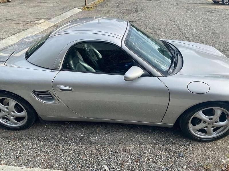 Grigio Usata 1998 Porsche Boxster Cabrio | 19.800 € (Cara) - Immagine 1/4