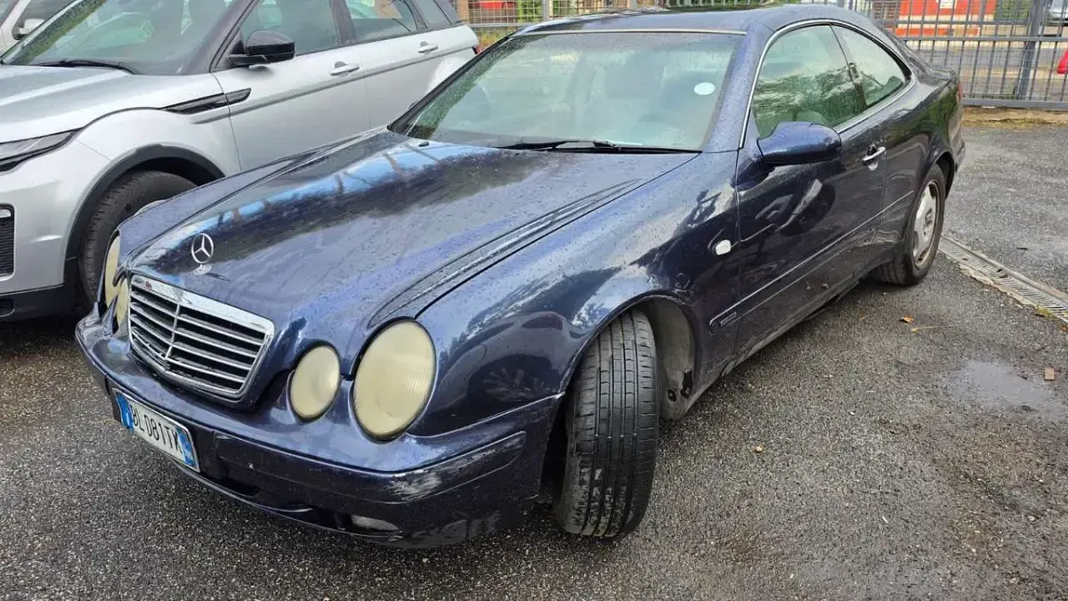 Usata Mercedes CLK200 Elegance 136 CV (100 kW) 1999 Blu/azzurro Coupé