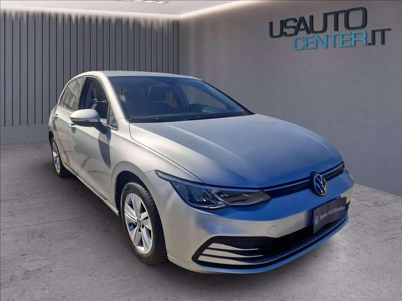 Usata VW Golf VIII Life 150 CV (110 kW) 2020 Reflex silver metallizzato Berlina