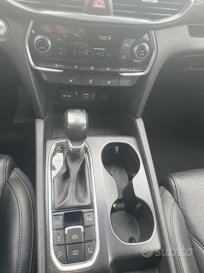 Usata Hyundai Santa Fe 200 CV (147 kW) 2019 Grigio SUV