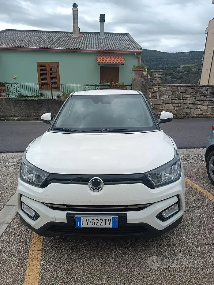 Usata SsangYong Tivoli 115 CV (84 kW) 2019 Bianco SUV