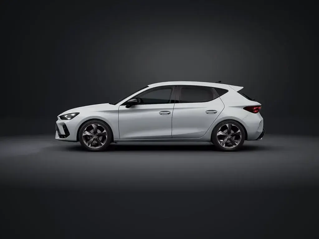 Nuova Cupra Leon 150 CV (110 kW) 2026 Bianco nevada Berlina