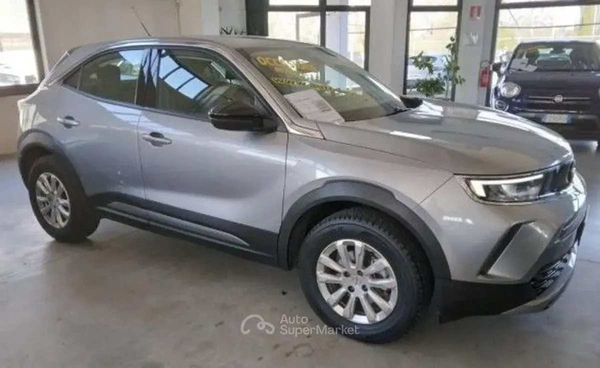 Usata Opel Mokka Elegance 101 CV (74 kW) 2022 Argento SUV