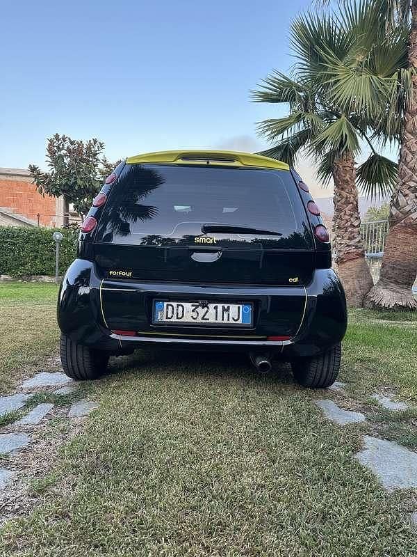 Usata Smart ForFour Passion 95 CV (69 kW) 2006 Nero Utilitaria