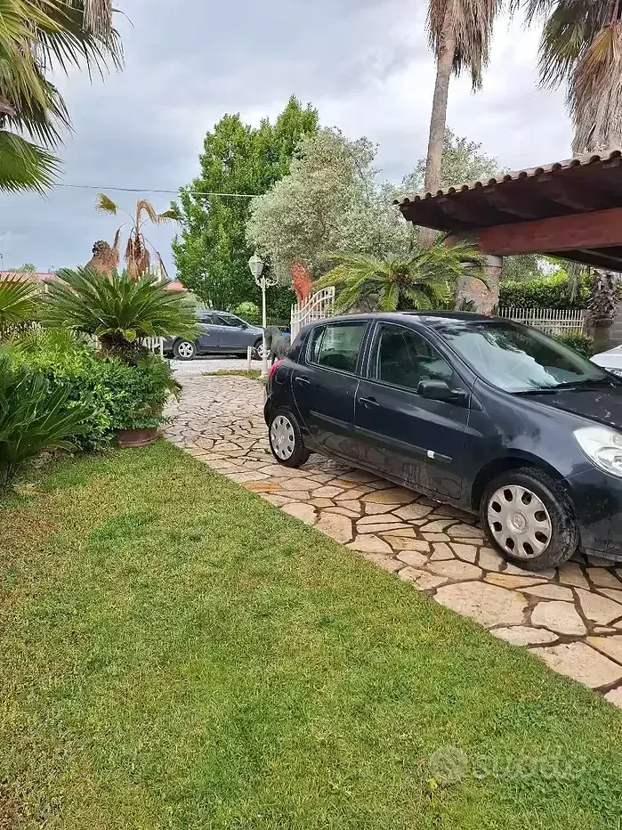 Gebraucht Renault Clio II Luxe 75 PS (55 kW) 2006 Blau Limousine