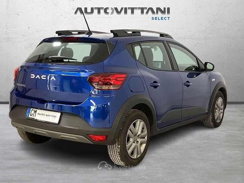 Usata Dacia Sandero Comfort 91 CV (66 kW) 2023 Blu scuro Berlina
