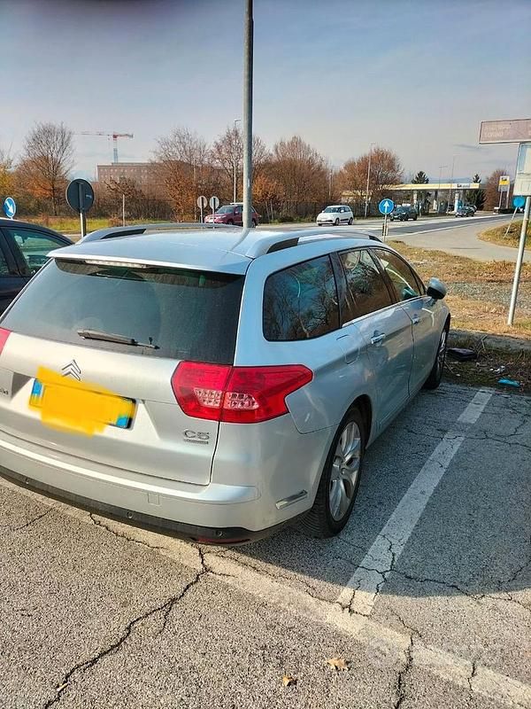 Usata Citroën C5 140 CV (102 kW) 2010 Grigio Berlina