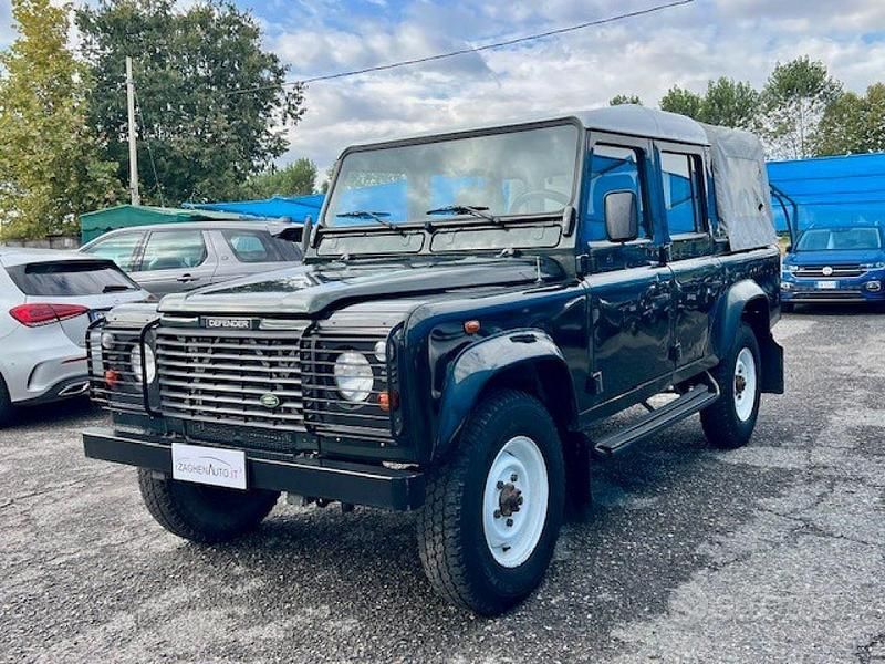 Usata Land Rover Defender 122 CV (89 kW) 2001 Verde Pick-up
