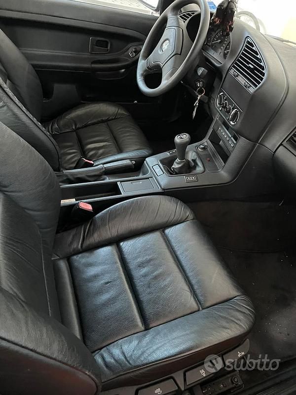 Usata BMW 320 150 CV (110 kW) 1995 Coupé