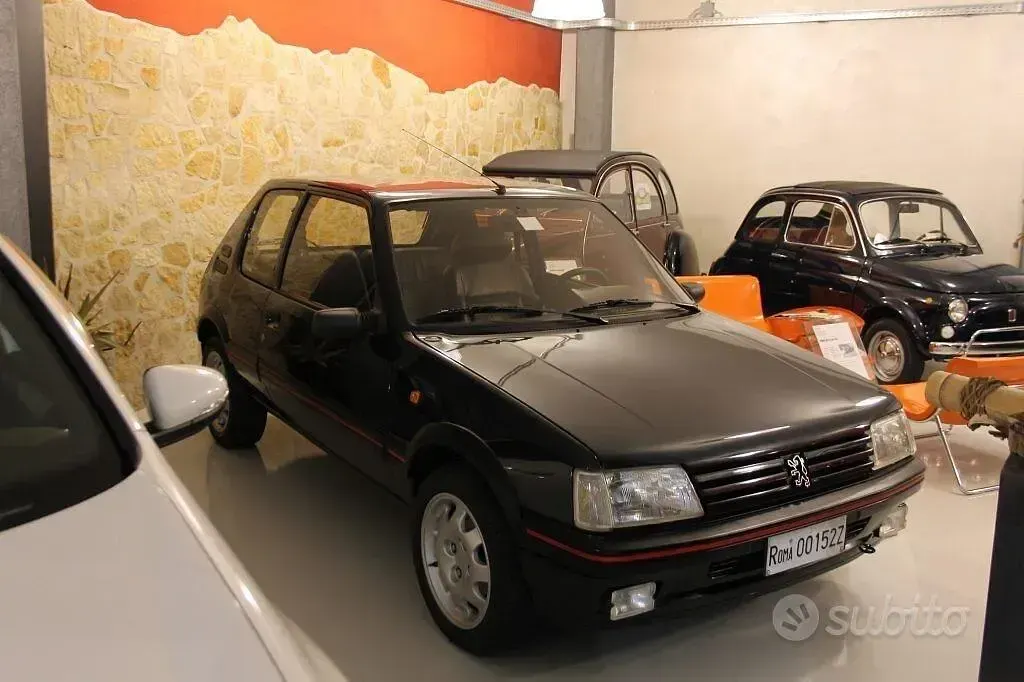 Usata Peugeot 205 128 CV (94 kW) 1992 Verde Utilitaria