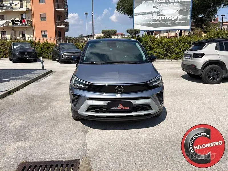 Usata Opel Crossland Design & Tech 120 CV (88 kW) 2022 Grigio SUV