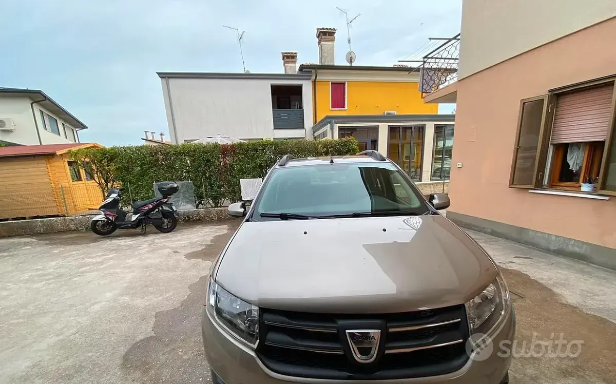 Usata Dacia Logan MCV 75 CV (55 kW) 2014 Station wagon