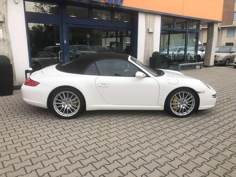 Usata Porsche 997 355 CV (261 kW) 2007 Capote cocoa Cabrio
