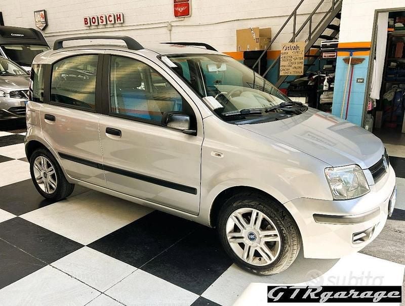 Usata Fiat Panda Dynamic 60 CV (44 kW) 2005 Grigio Utilitaria