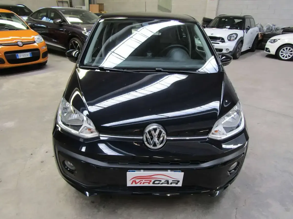 Usata VW up! high up! 75 CV (55 kW) 2019 Nero metallizzato Utilitaria