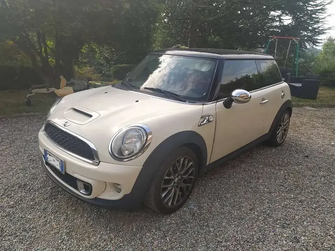 Usata Mini Cooper S 184 CV (135 kW) 2011 Bianco Utilitaria
