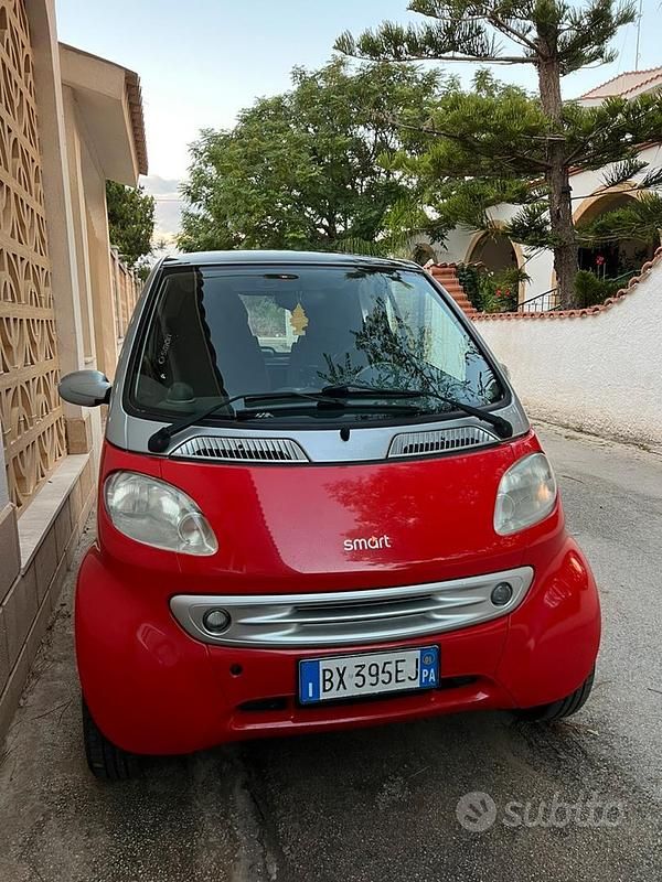 Rosso Usata 2001 Smart ForTwo Coupé Passion Coupé | 2500 € (Cara) - Immagine 1/4