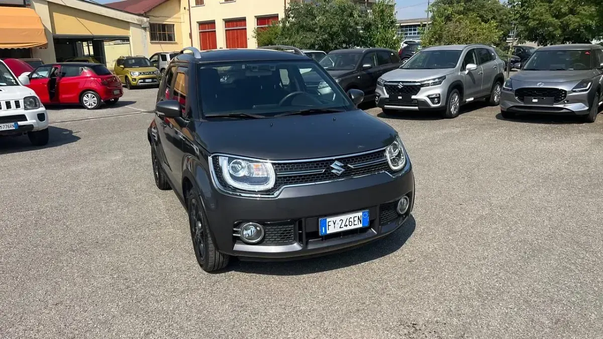 Usata Suzuki Ignis 90 CV (66 kW) 2019 Grigio SUV