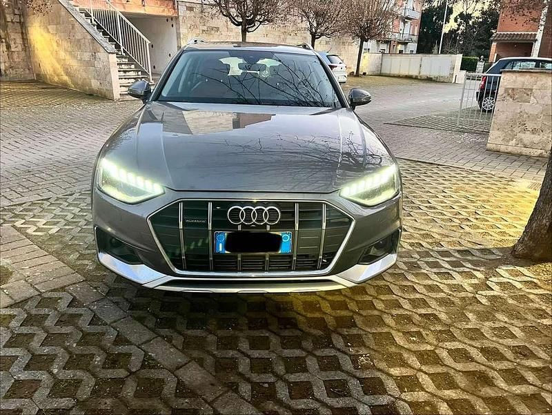 Usata Audi A4 Allroad Business 204 CV (150 kW) 2021 Grigio Station wagon