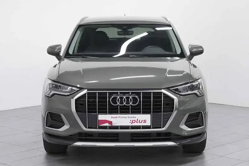 Usata Audi Q3 Ambiente 150 CV (110 kW) 2025 Grigio SUV