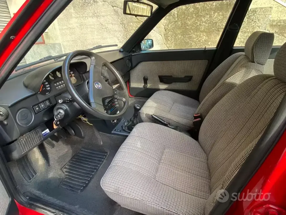 Usata Alfa Romeo 33 79 CV (58 kW) 1988 Rosso Berlina
