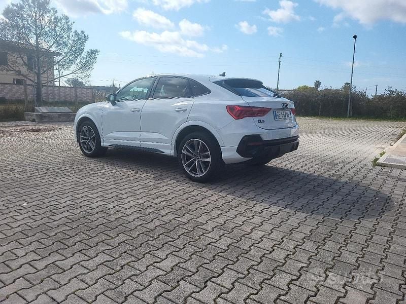 Usata Audi Q3 Sportback S-Line 150 CV (110 kW) 2022 Bianco SUV