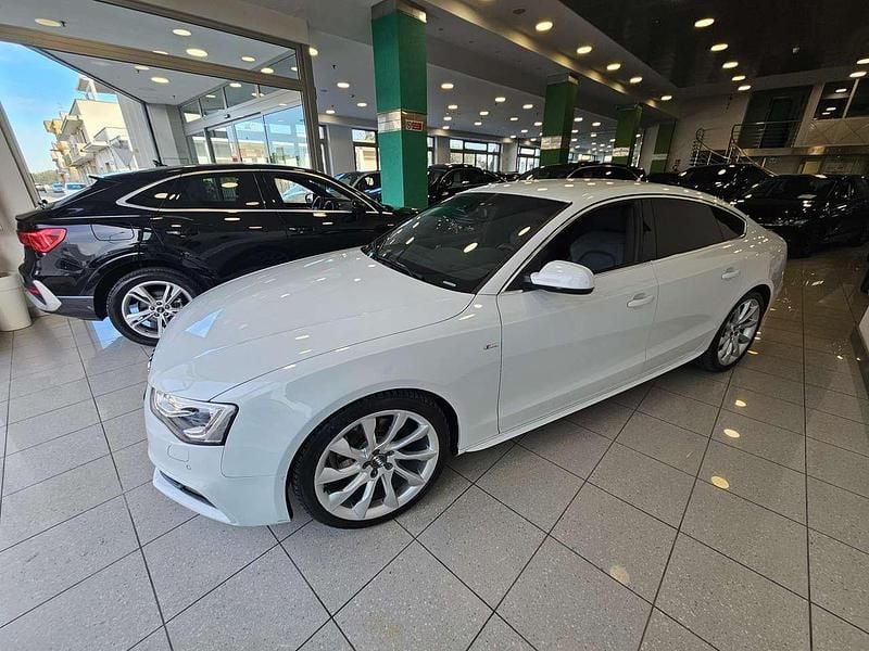 Usata Audi A5 Sportback Ambiente 190 CV (139 kW) 2015 Bianco Utilitaria