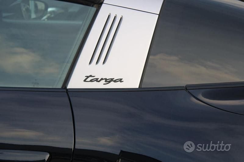 Usata Porsche 911 Targa 4 479 CV (352 kW) 2022 Nero Cabrio