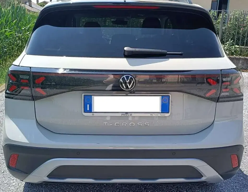 Usata VW T-Cross Edition 95 CV (69 kW) 2025 Beige SUV