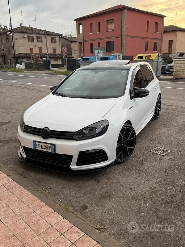Bianco Usata 2011 VW Golf VI R Due volumi | 19.000 € - Immagine 1/4