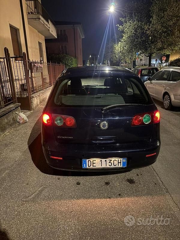 Usata Fiat Croma 150 CV (110 kW) 2006 Blu Station wagon