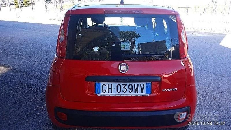 Usata Fiat Panda S 70 CV (51 kW) 2021 Rosso Utilitaria