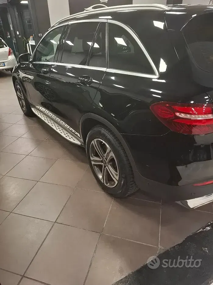 Usata Mercedes 250 211 CV (155 kW) 2018 Nero Station wagon