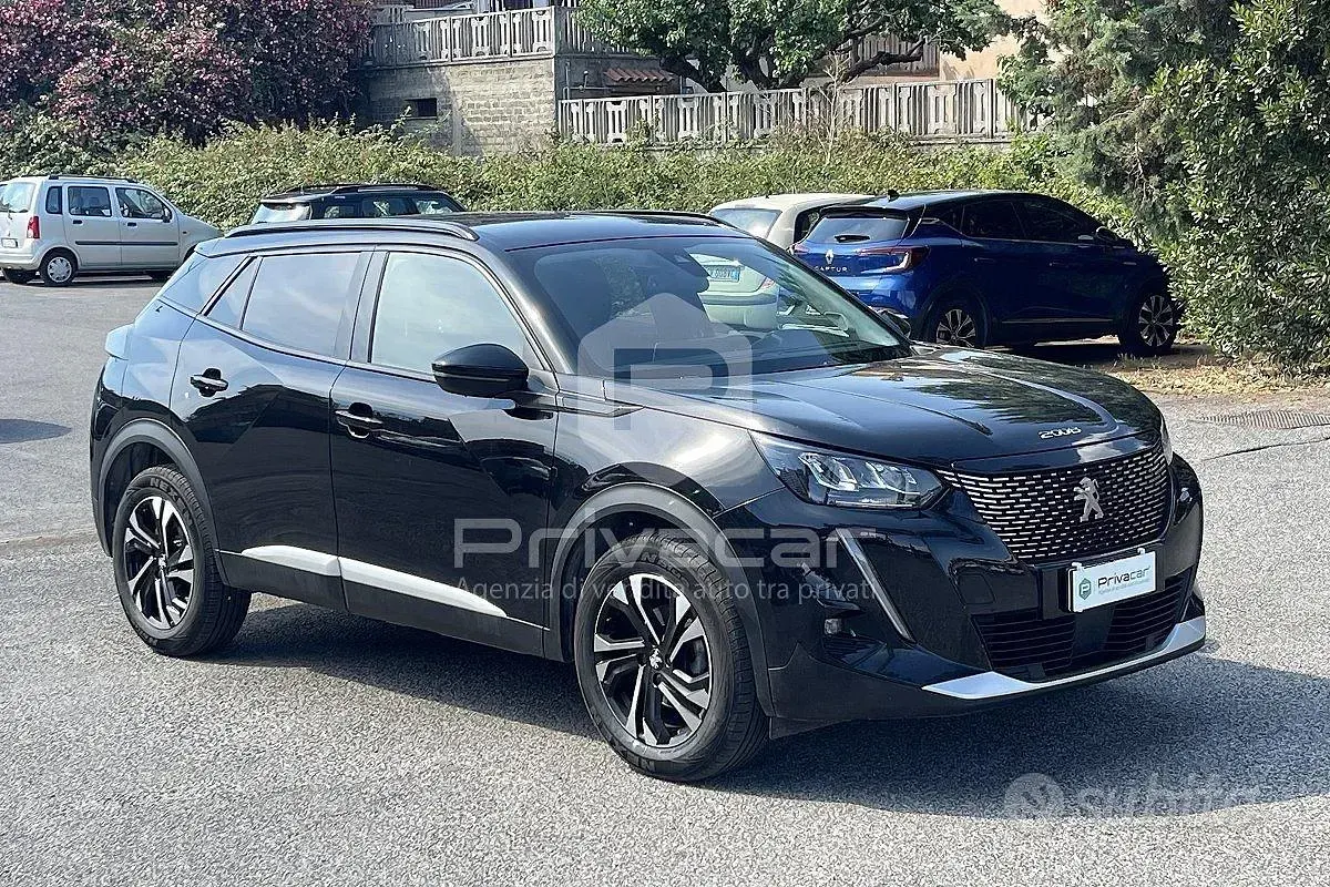 Usata Peugeot 2008 Allure 110 CV (80 kW) 2021 Nero SUV