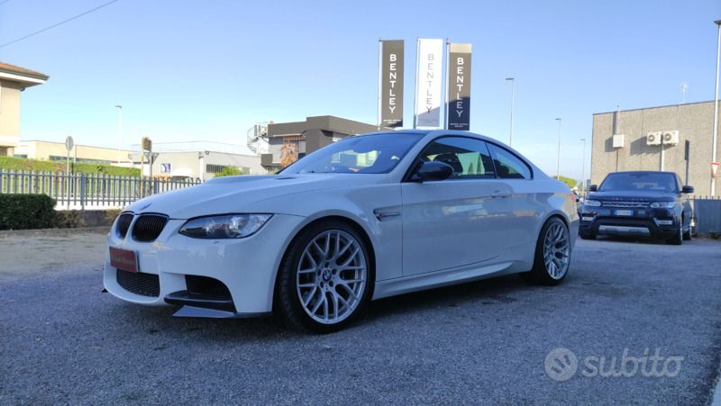 Begagnad BMW M3 Competition Edition 420 HK (308 kW) 2007 Vit Sportkupé