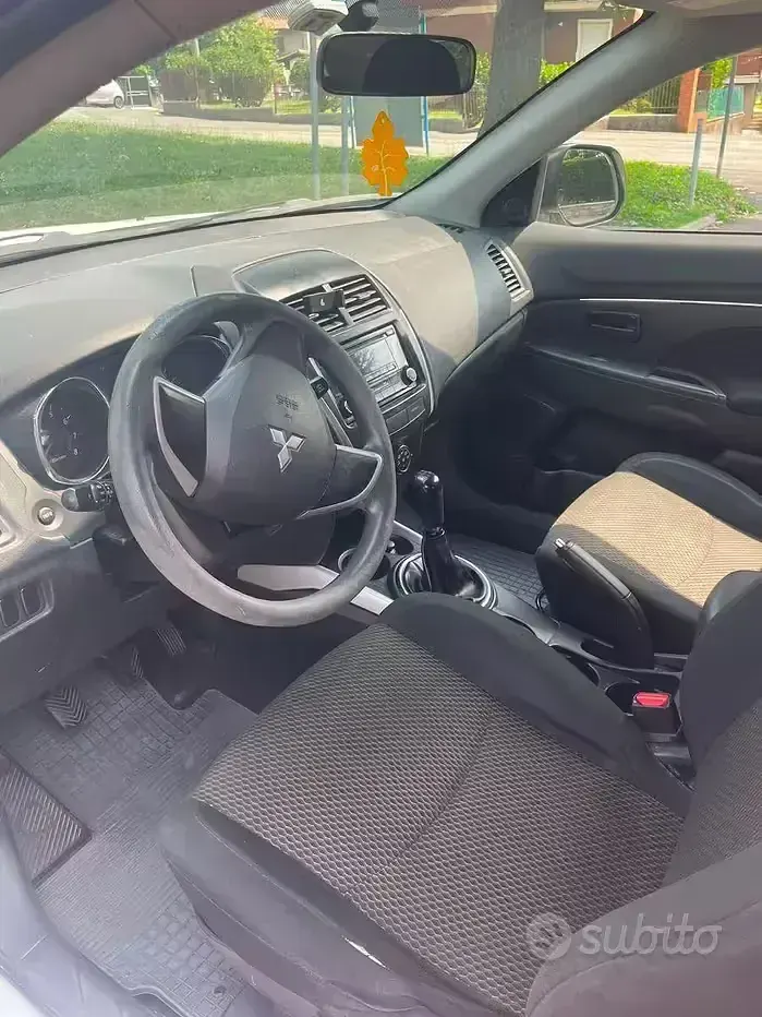 Usata Mitsubishi ASX 117 CV (86 kW) 2014 Bianco SUV
