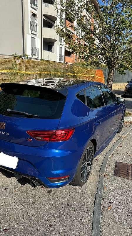 Usata Seat Leon FR 150 CV (110 kW) 2018 Blu/azzurro Berlina