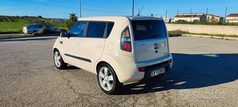 Usata Kia Soul 2009 Bianco SUV