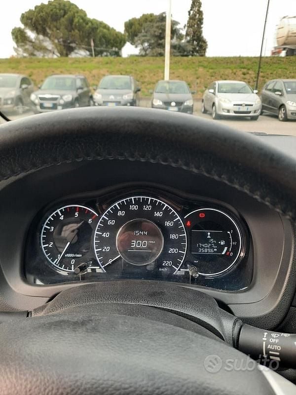 Usata Nissan Note 90 CV (66 kW) 2015 Bianco Utilitaria