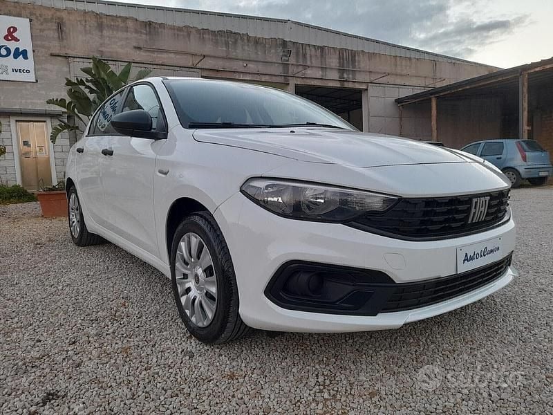 Usata Fiat Tipo City Life 120 CV (88 kW) 2021 Bianco Utilitaria