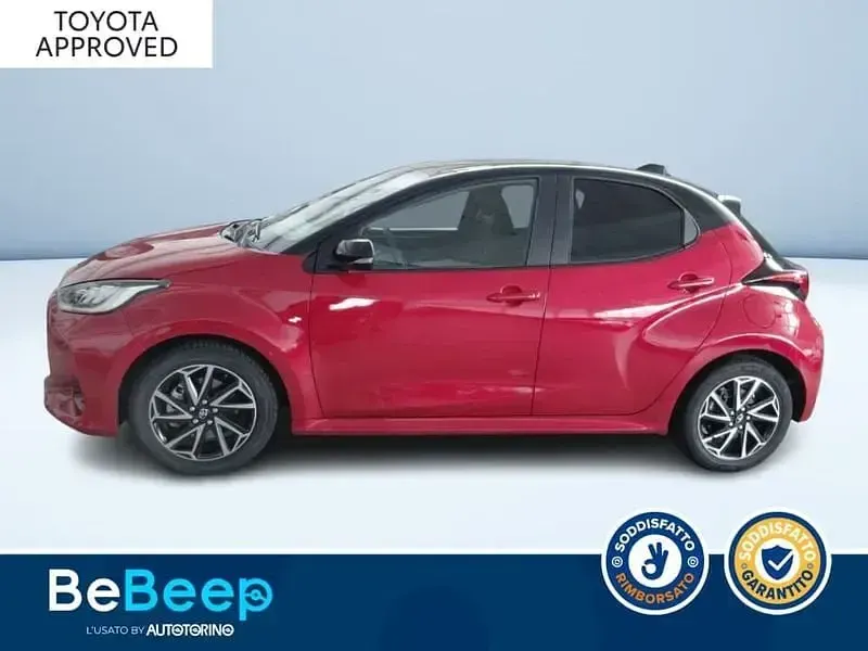 Usata Toyota Yaris Style 115 CV (84 kW) 2022 Rosso metallizzato Utilitaria
